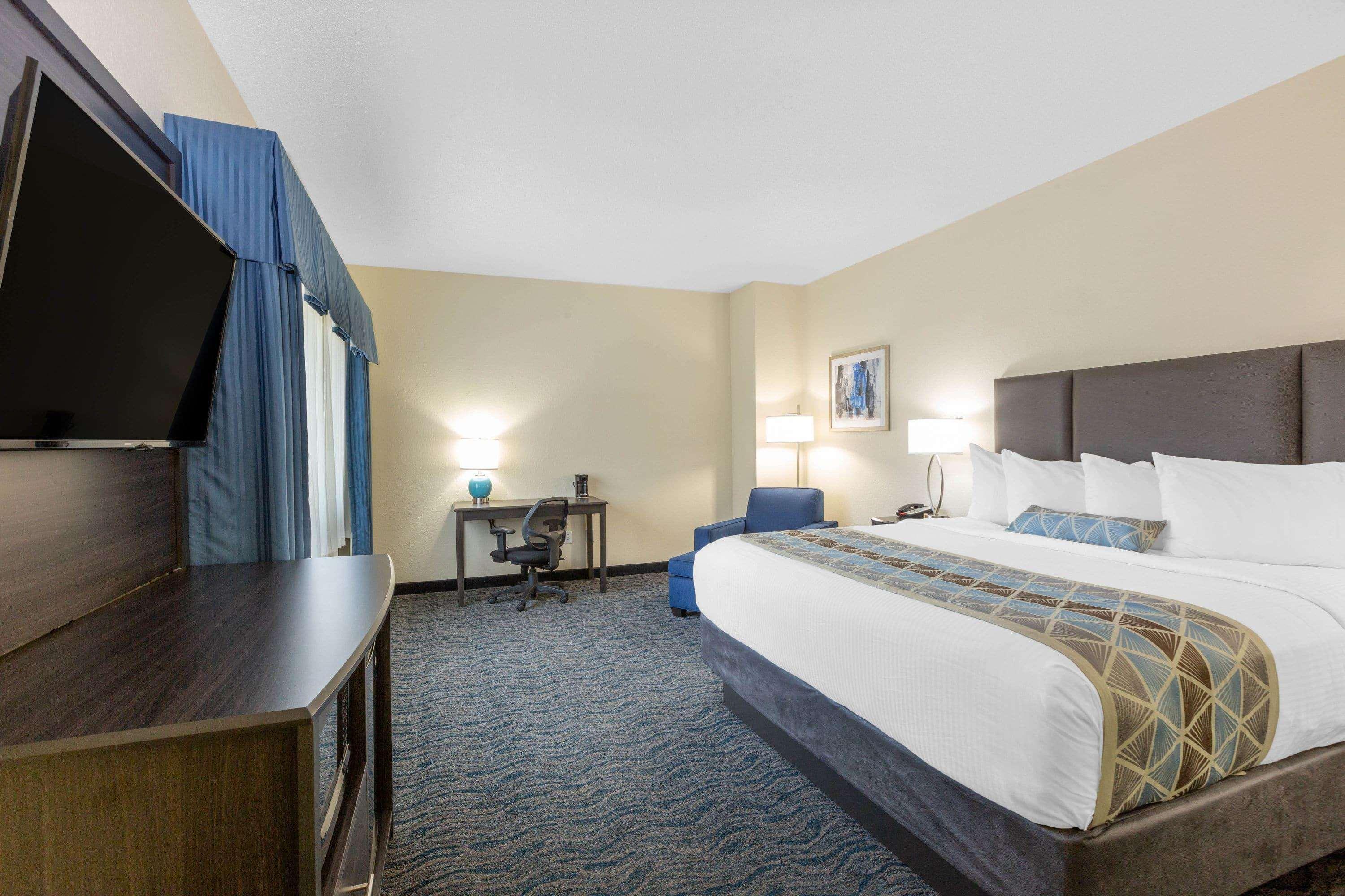 Baymont By Wyndham Des Moines Airport Exterior foto