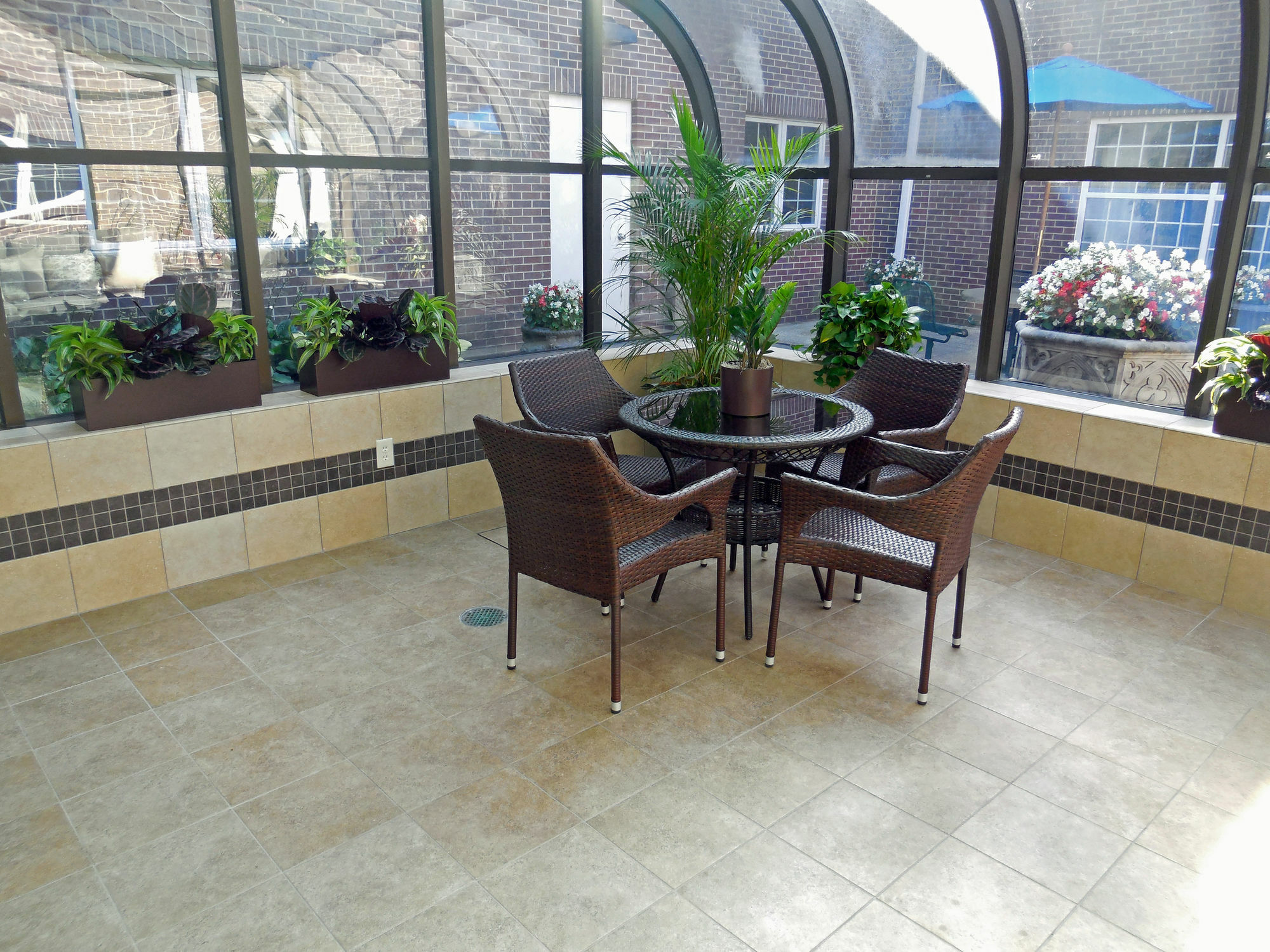 Baymont By Wyndham Des Moines Airport Exterior foto